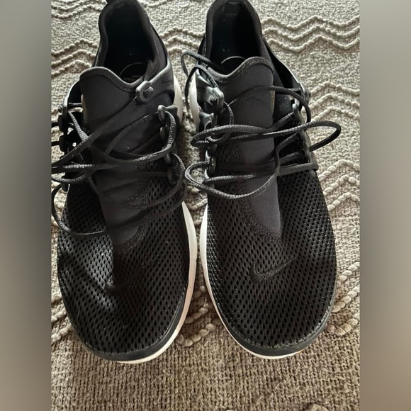 Nike Presto’s - Picture 2 of 3